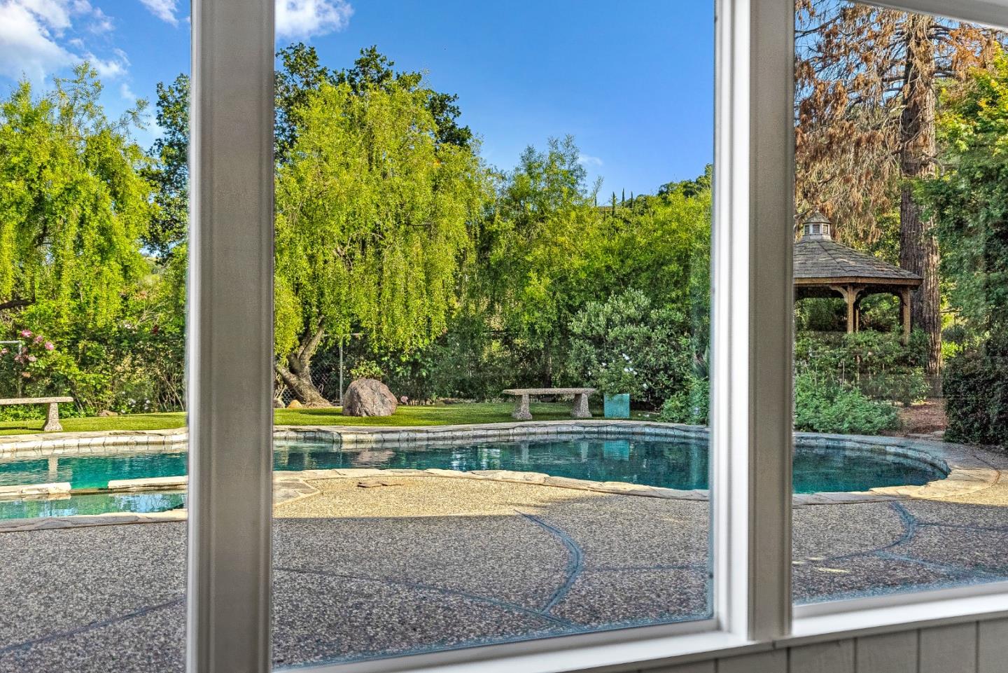 Detail Gallery Image 48 of 79 For 19535 Almaden Rd, San Jose,  CA 95120 - 4 Beds | 2/1 Baths