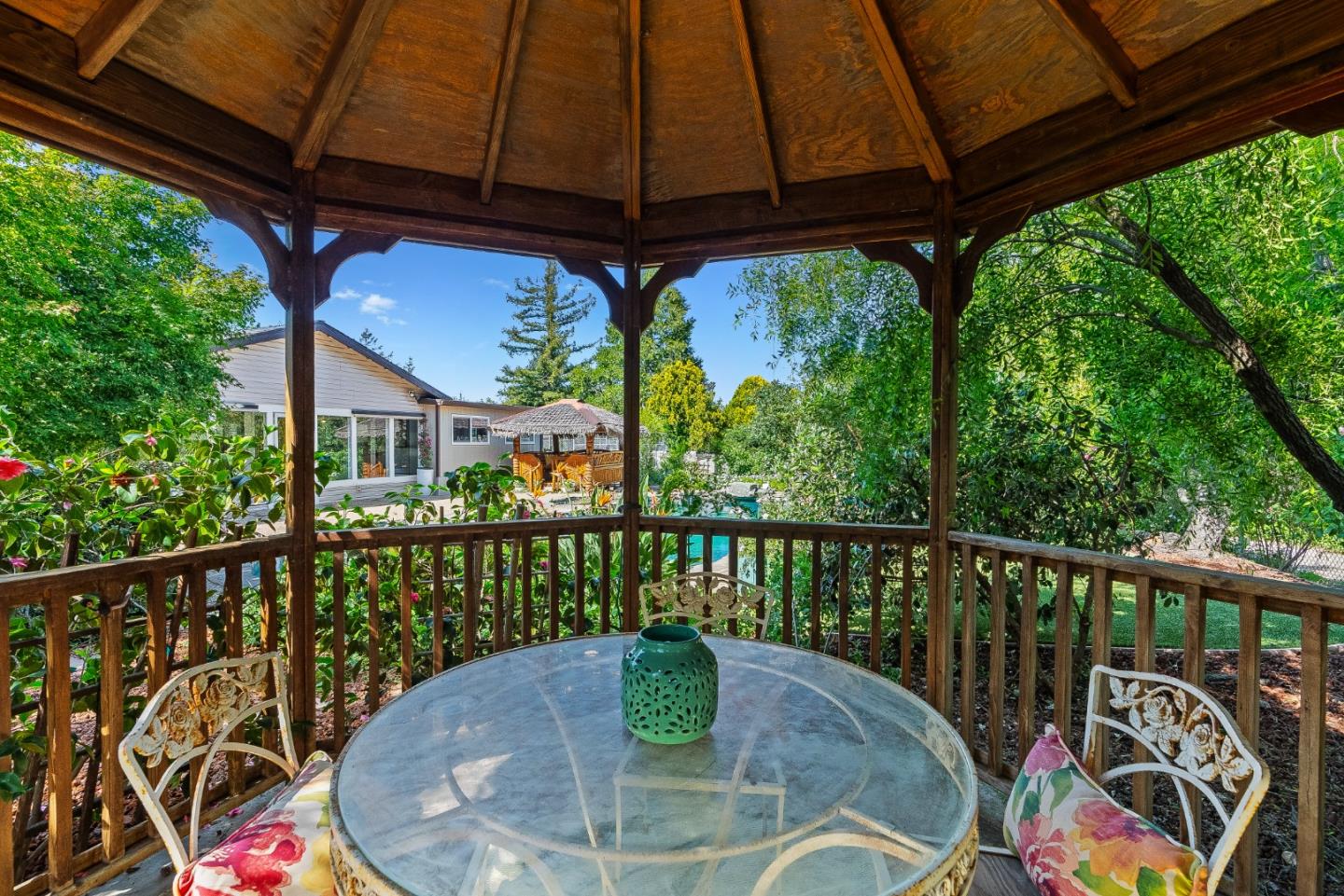 Detail Gallery Image 49 of 79 For 19535 Almaden Rd, San Jose,  CA 95120 - 4 Beds | 2/1 Baths