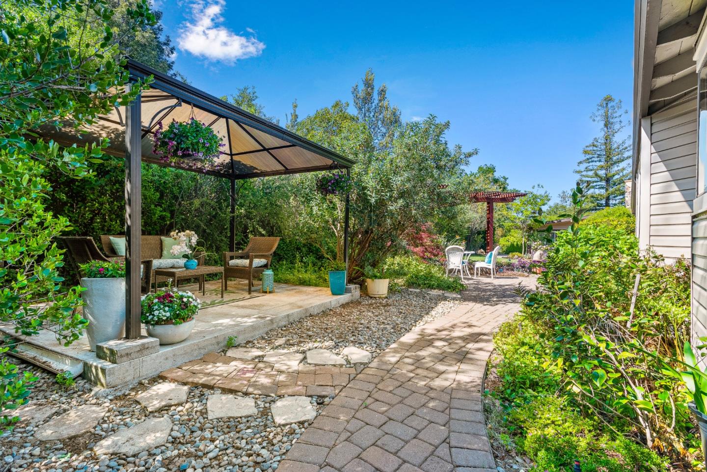 Detail Gallery Image 50 of 79 For 19535 Almaden Rd, San Jose,  CA 95120 - 4 Beds | 2/1 Baths