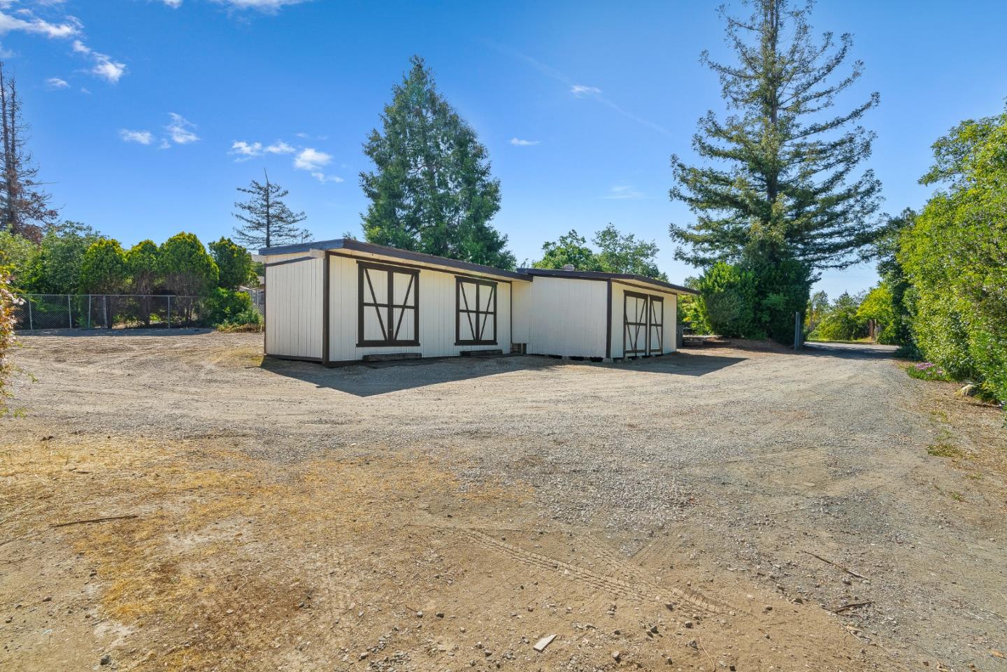 Detail Gallery Image 55 of 79 For 19535 Almaden Rd, San Jose,  CA 95120 - 4 Beds | 2/1 Baths