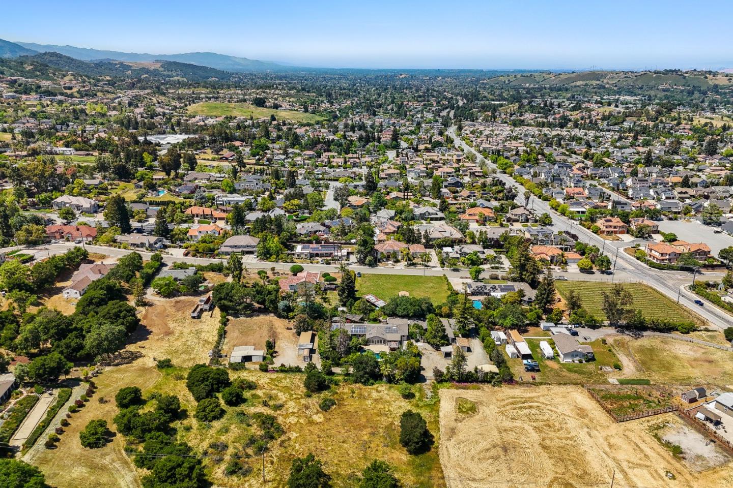 Detail Gallery Image 58 of 79 For 19535 Almaden Rd, San Jose,  CA 95120 - 4 Beds | 2/1 Baths