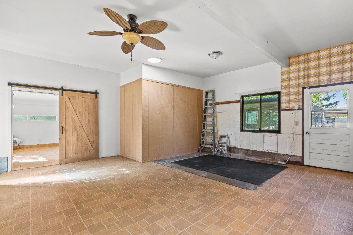 Detail Gallery Image 61 of 79 For 19535 Almaden Rd, San Jose,  CA 95120 - 4 Beds | 2/1 Baths