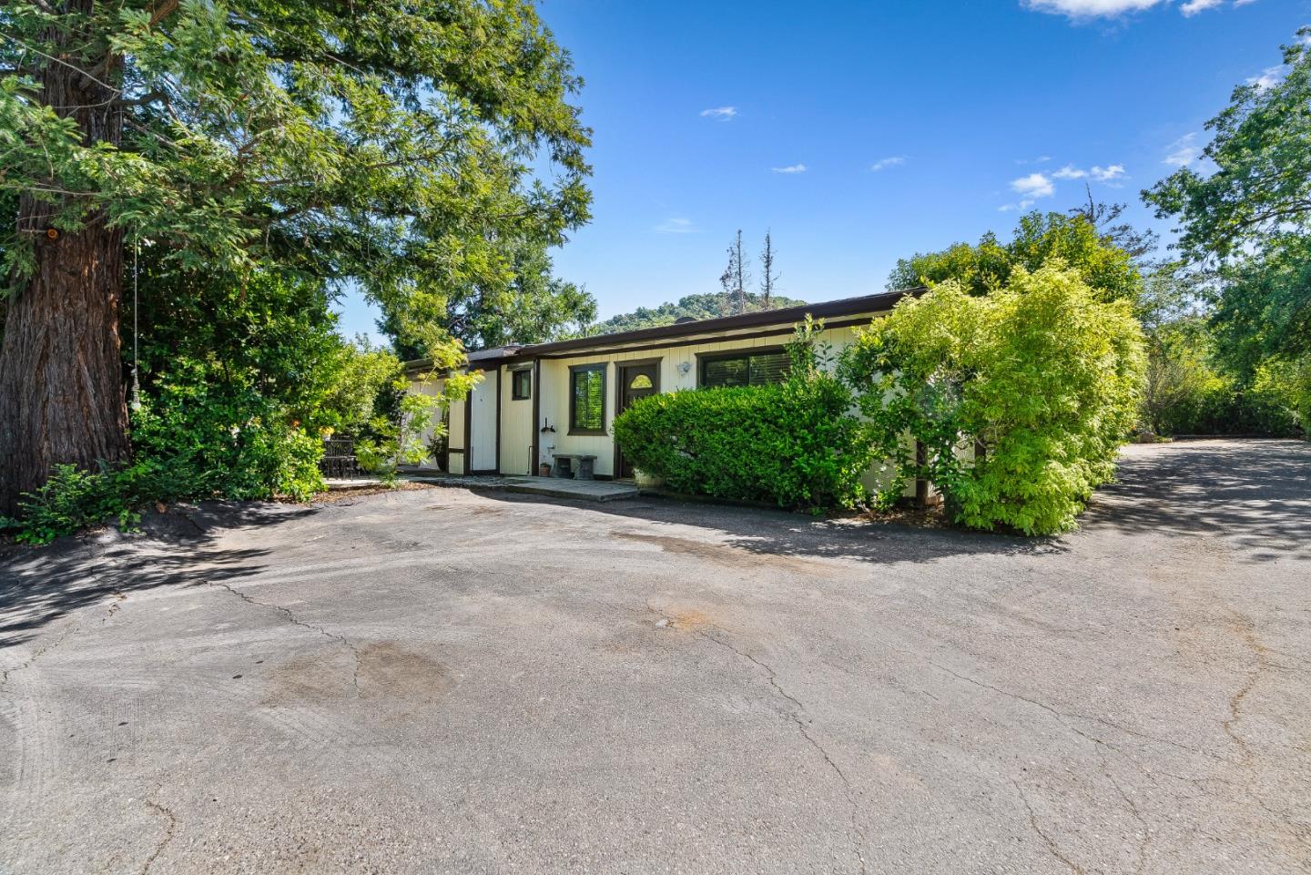 Detail Gallery Image 66 of 79 For 19535 Almaden Rd, San Jose,  CA 95120 - 4 Beds | 2/1 Baths