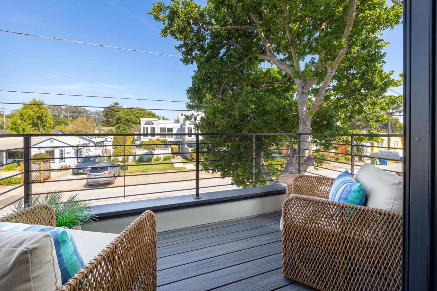 Detail Gallery Image 17 of 36 For 461 6th Ave, Santa Cruz,  CA 95062 - 3 Beds | 2 Baths