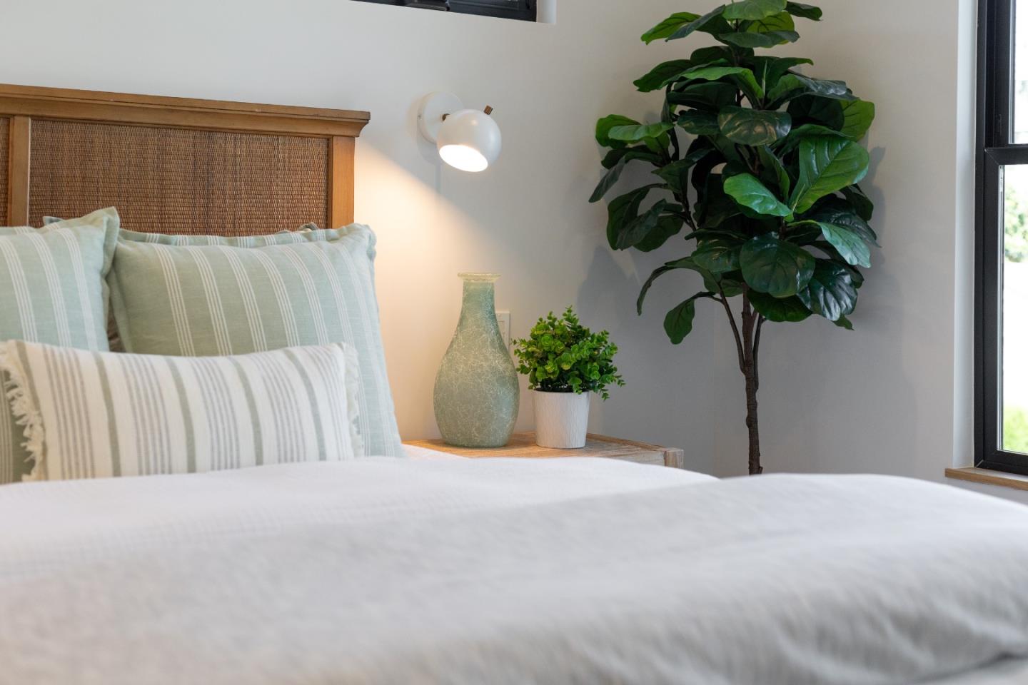 Detail Gallery Image 19 of 36 For 461 6th Ave, Santa Cruz,  CA 95062 - 3 Beds | 2 Baths