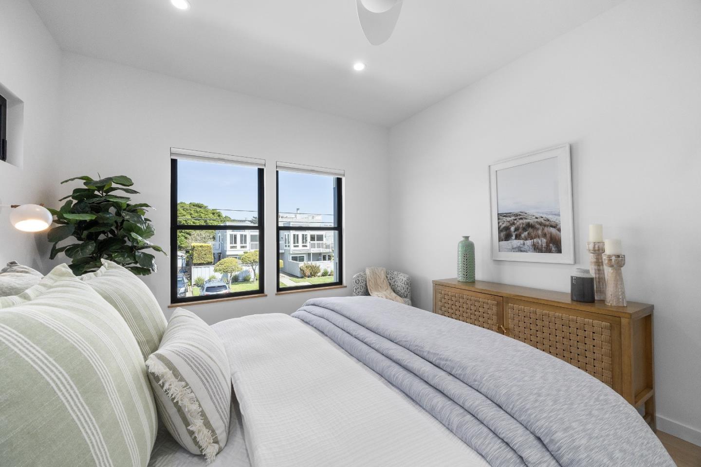 Detail Gallery Image 20 of 36 For 461 6th Ave, Santa Cruz,  CA 95062 - 3 Beds | 2 Baths