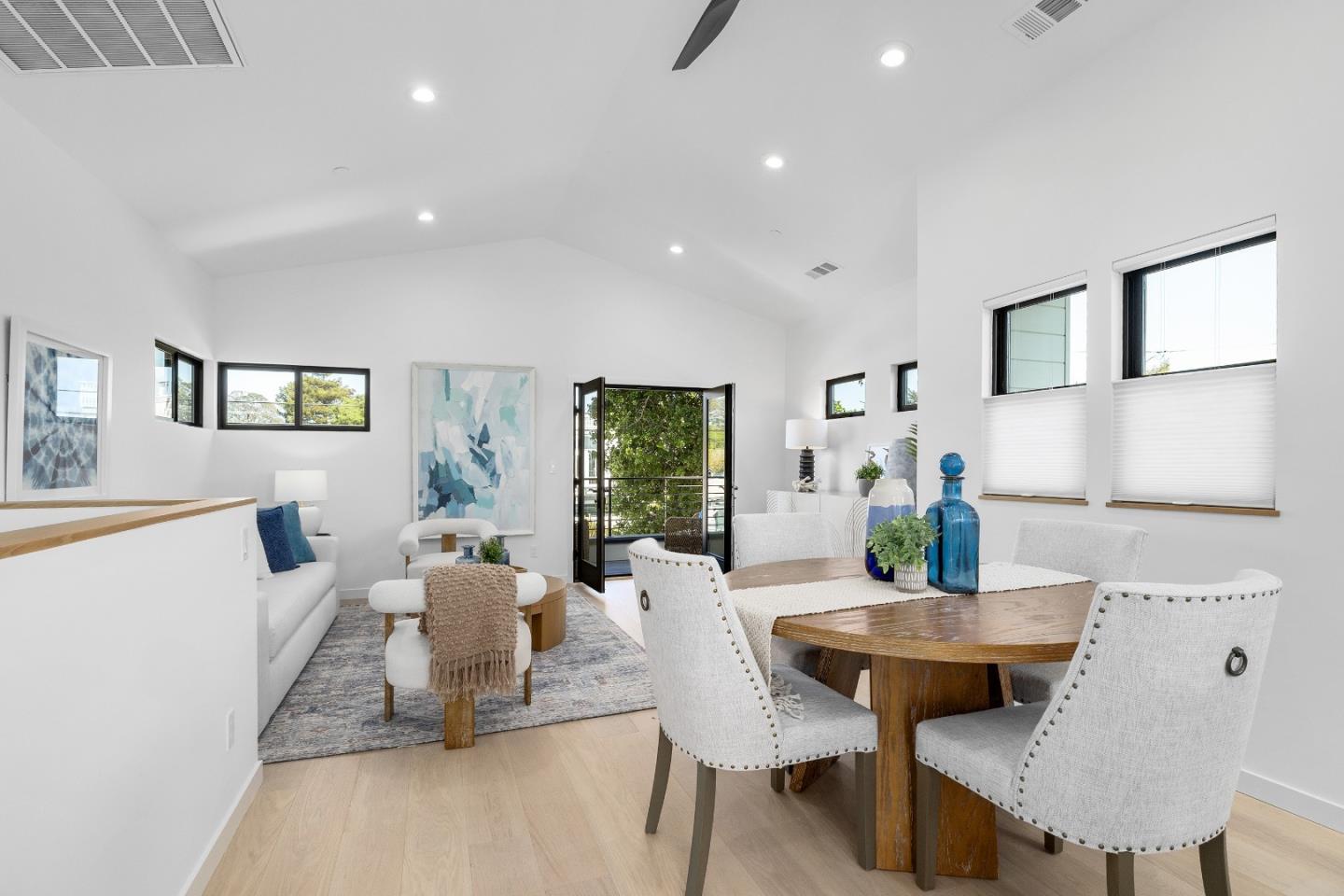 Detail Gallery Image 5 of 36 For 461 6th Ave, Santa Cruz,  CA 95062 - 3 Beds | 2 Baths