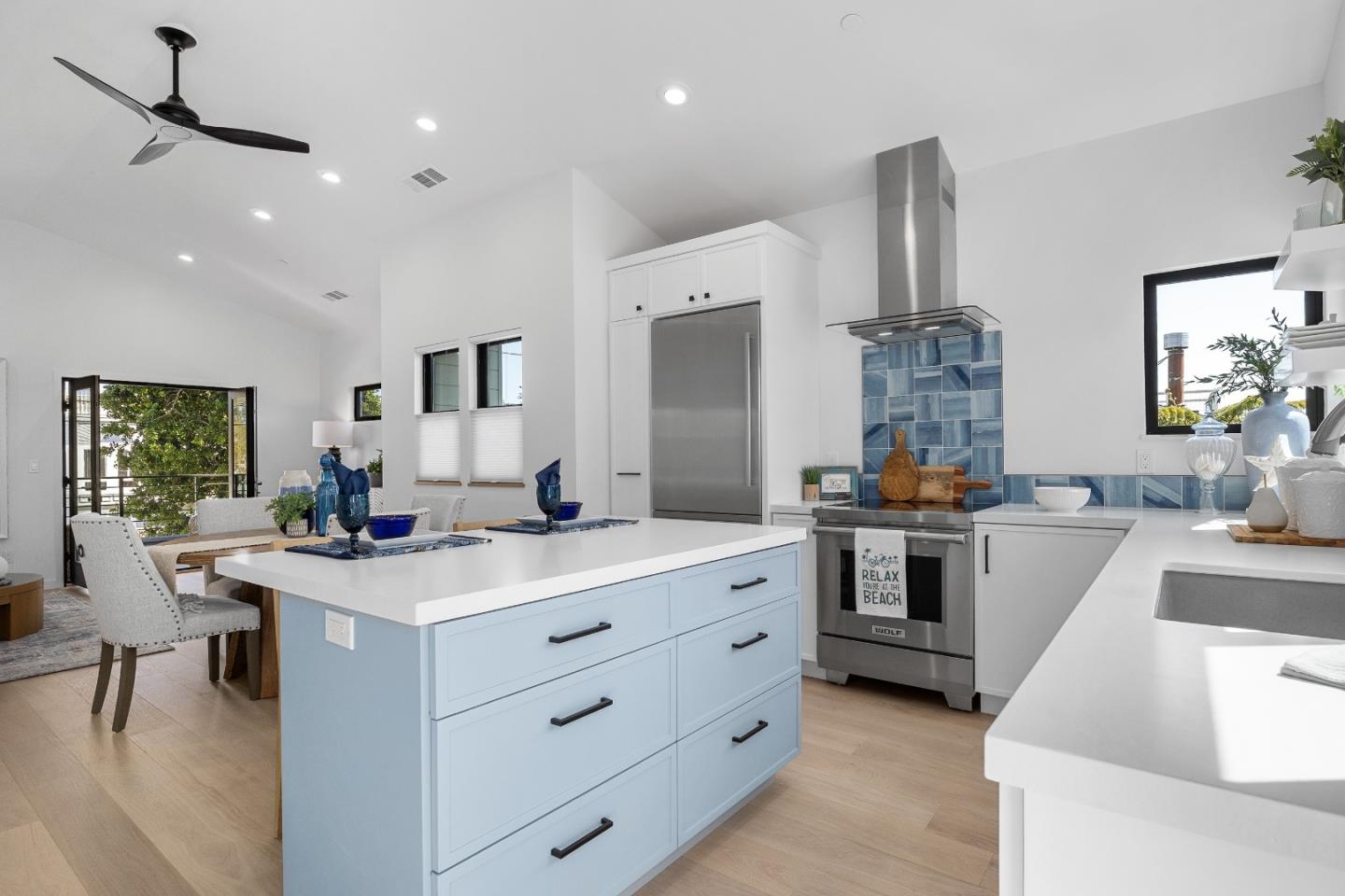 Detail Gallery Image 8 of 36 For 461 6th Ave, Santa Cruz,  CA 95062 - 3 Beds | 2 Baths