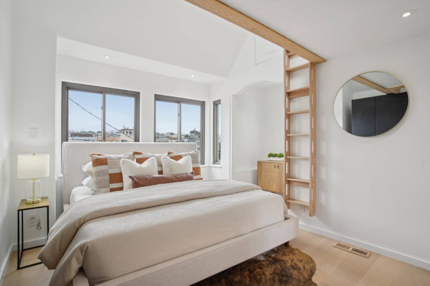 Detail Gallery Image 21 of 65 For 2183 45th Ave, San Francisco,  CA 94116 - 4 Beds | 3 Baths