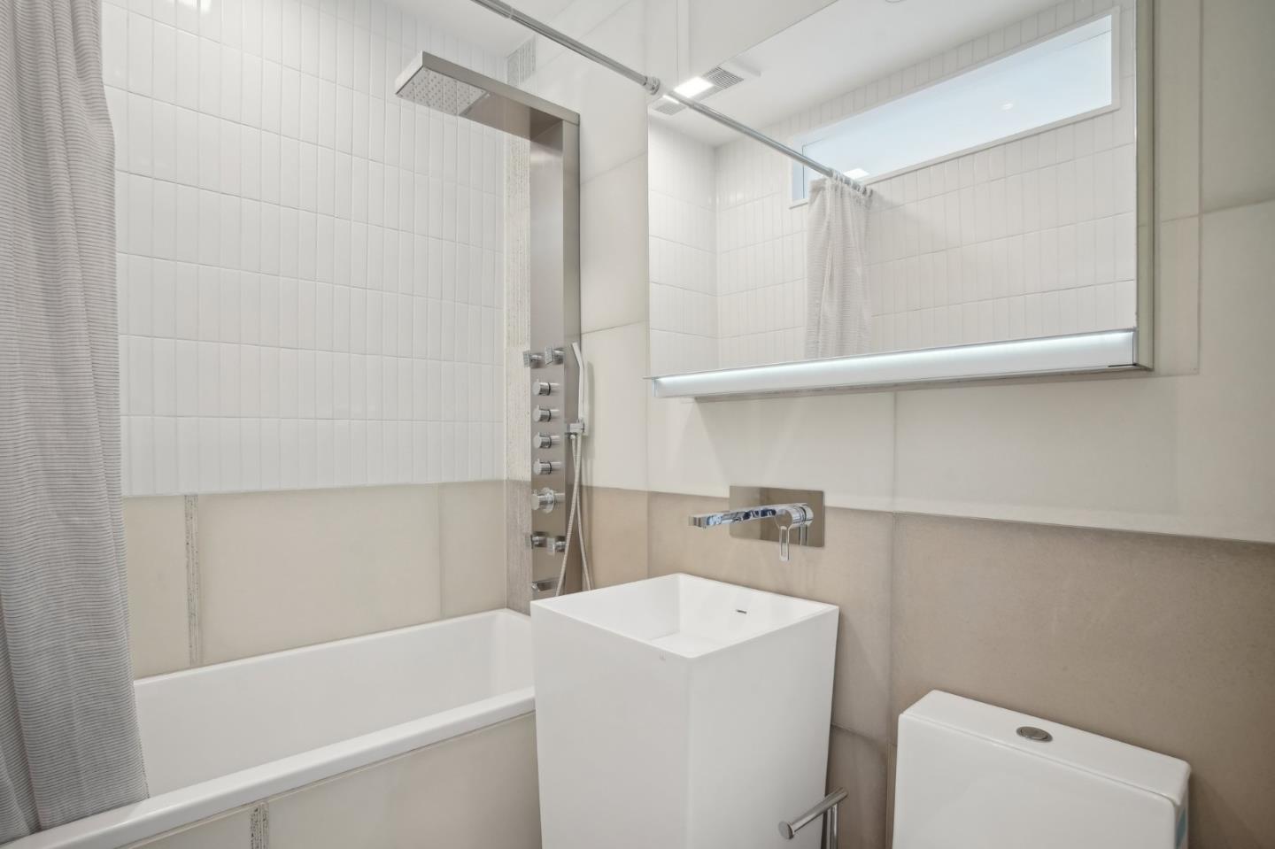 Detail Gallery Image 32 of 65 For 2183 45th Ave, San Francisco,  CA 94116 - 4 Beds | 3 Baths