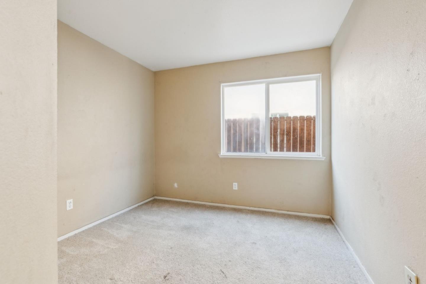 Detail Gallery Image 16 of 30 For 1780 Decarli St, Stockton,  CA 95206 - 4 Beds | 2/1 Baths