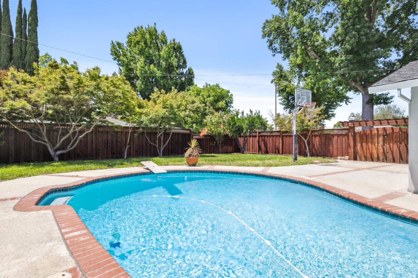 Detail Gallery Image 49 of 53 For 1500 E Campbell Ave, Campbell,  CA 95008 - 4 Beds | 2 Baths
