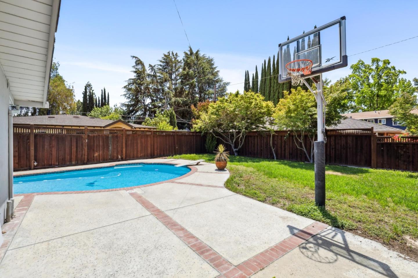 Detail Gallery Image 50 of 53 For 1500 E Campbell Ave, Campbell,  CA 95008 - 4 Beds | 2 Baths