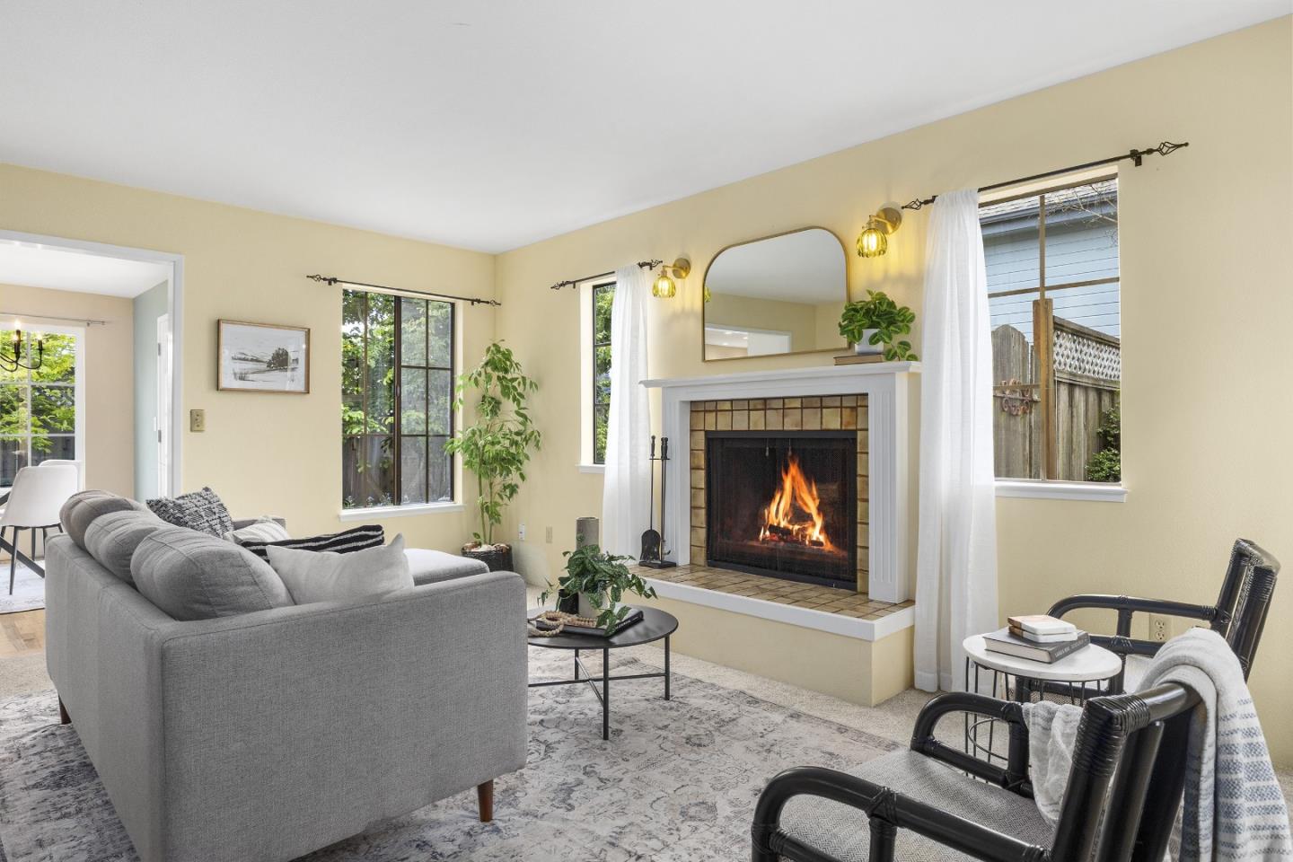 Detail Gallery Image 3 of 30 For 5334 Soquel Dr, Soquel,  CA 95073 - 2 Beds | 1/1 Baths