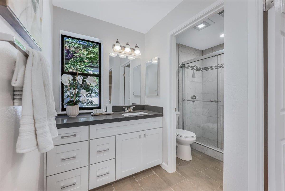 Detail Gallery Image 19 of 48 For 714 San Conrado Ter #5,  Sunnyvale,  CA 94085 - 2 Beds | 2 Baths
