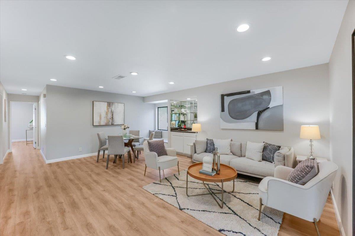 Detail Gallery Image 2 of 48 For 714 San Conrado Ter #5,  Sunnyvale,  CA 94085 - 2 Beds | 2 Baths