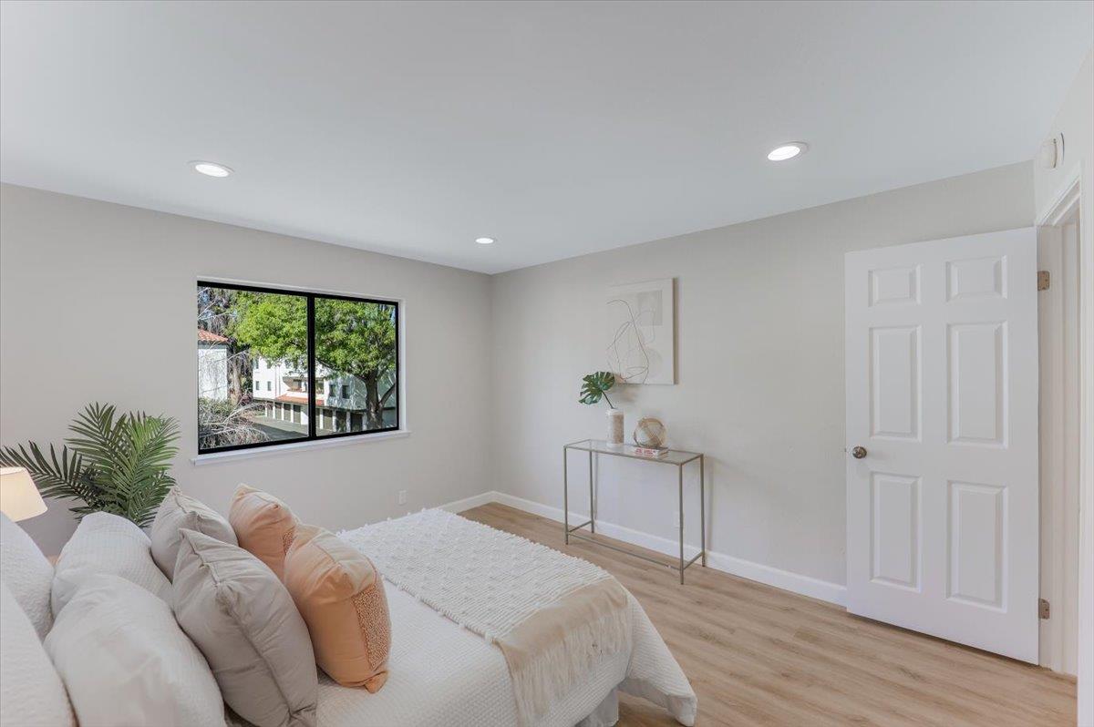 Detail Gallery Image 25 of 48 For 714 San Conrado Ter #5,  Sunnyvale,  CA 94085 - 2 Beds | 2 Baths