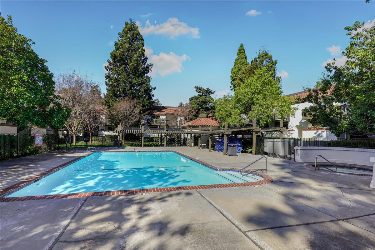 Detail Gallery Image 45 of 48 For 714 San Conrado Ter #5,  Sunnyvale,  CA 94085 - 2 Beds | 2 Baths