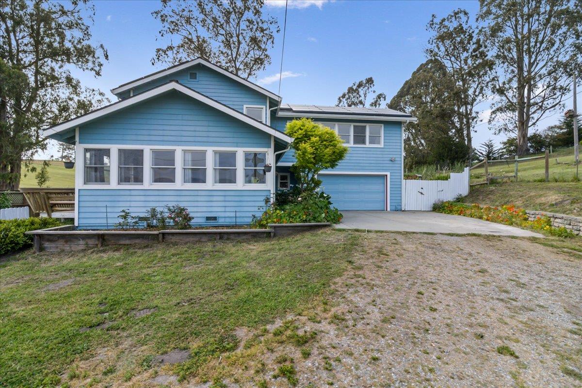 Detail Gallery Image 2 of 53 For 71 Spring Rd, Royal Oaks,  CA 95076 - 4 Beds | 3/1 Baths