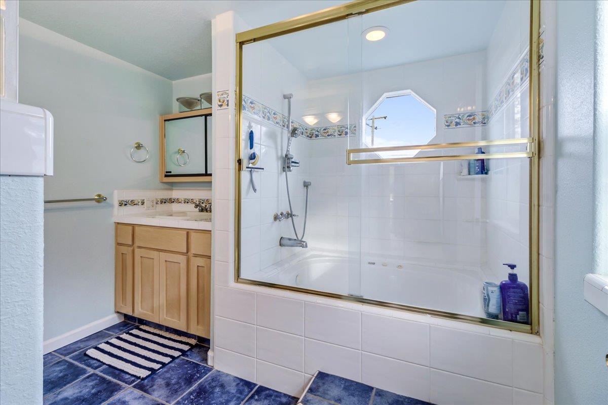 Detail Gallery Image 25 of 53 For 71 Spring Rd, Royal Oaks,  CA 95076 - 4 Beds | 3/1 Baths