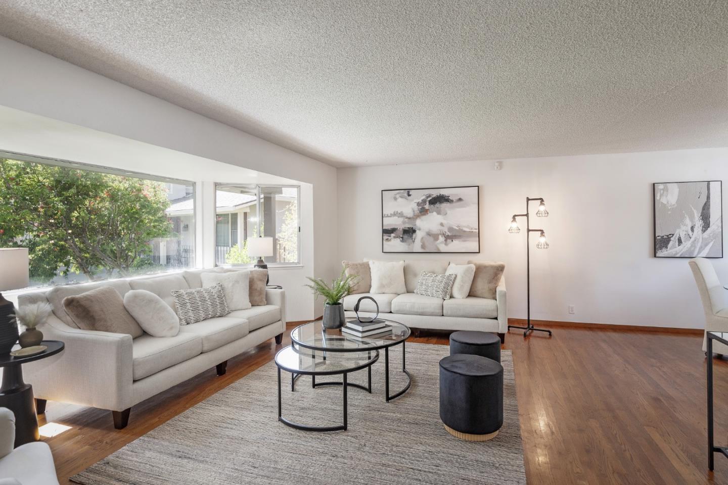 Detail Gallery Image 3 of 29 For 443 Thames Park Ct, San Jose,  CA 95136 - 4 Beds | 2/1 Baths