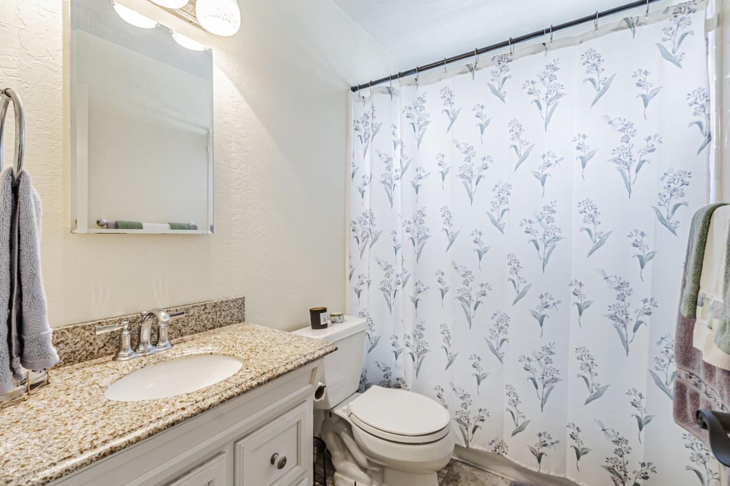 Detail Gallery Image 23 of 31 For 5465 Don Edmondo Ct, San Jose,  CA 95123 - 2 Beds | 1/1 Baths