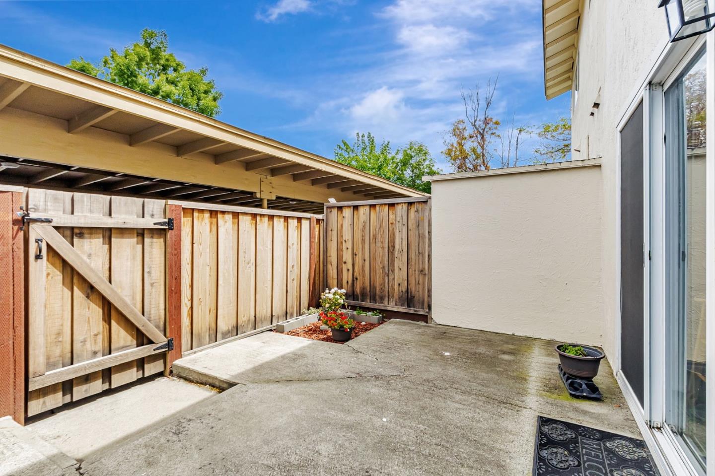 Detail Gallery Image 25 of 31 For 5465 Don Edmondo Ct, San Jose,  CA 95123 - 2 Beds | 1/1 Baths