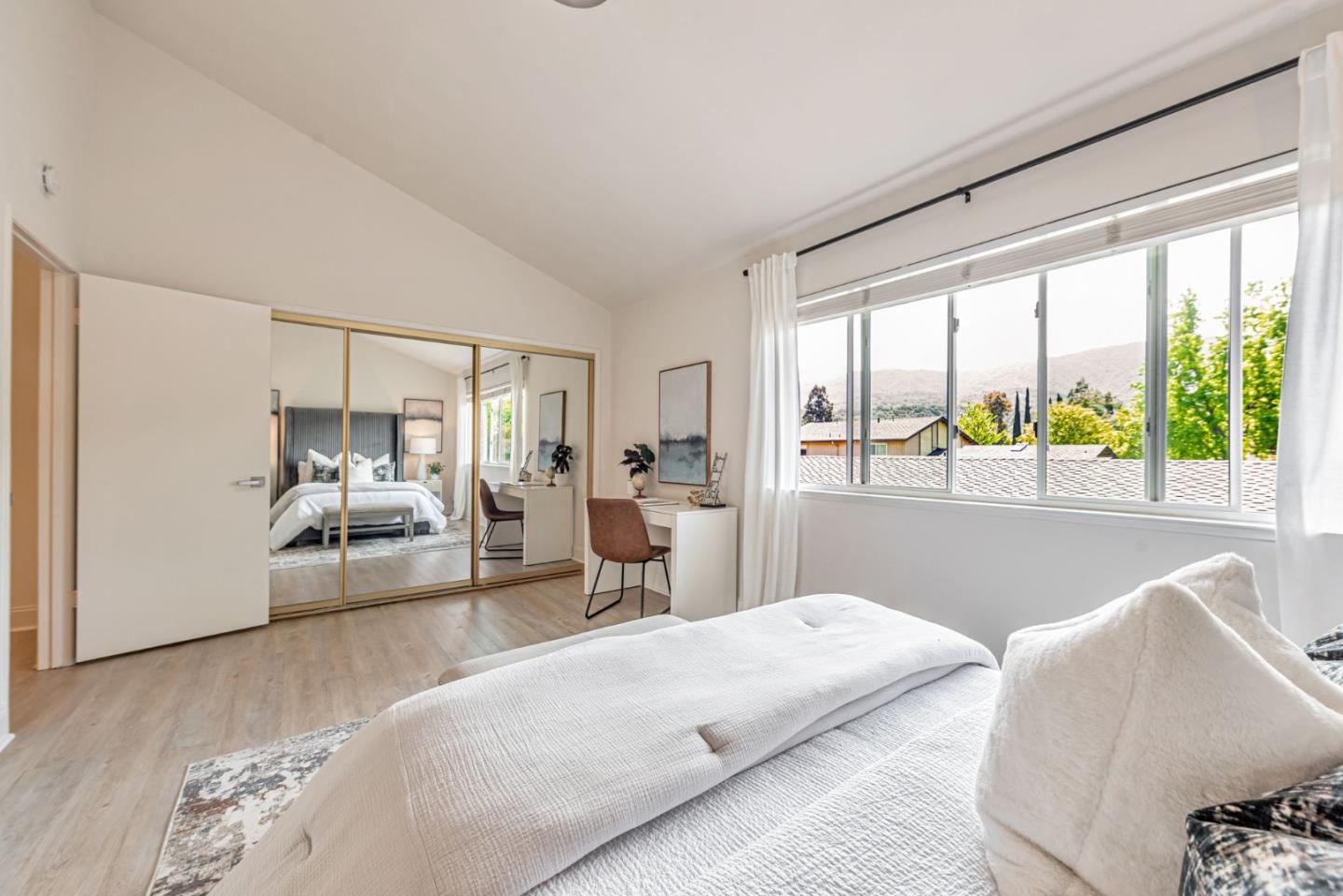 Detail Gallery Image 16 of 35 For 6015 Calle De Felice, San Jose,  CA 95124 - 3 Beds | 3/1 Baths