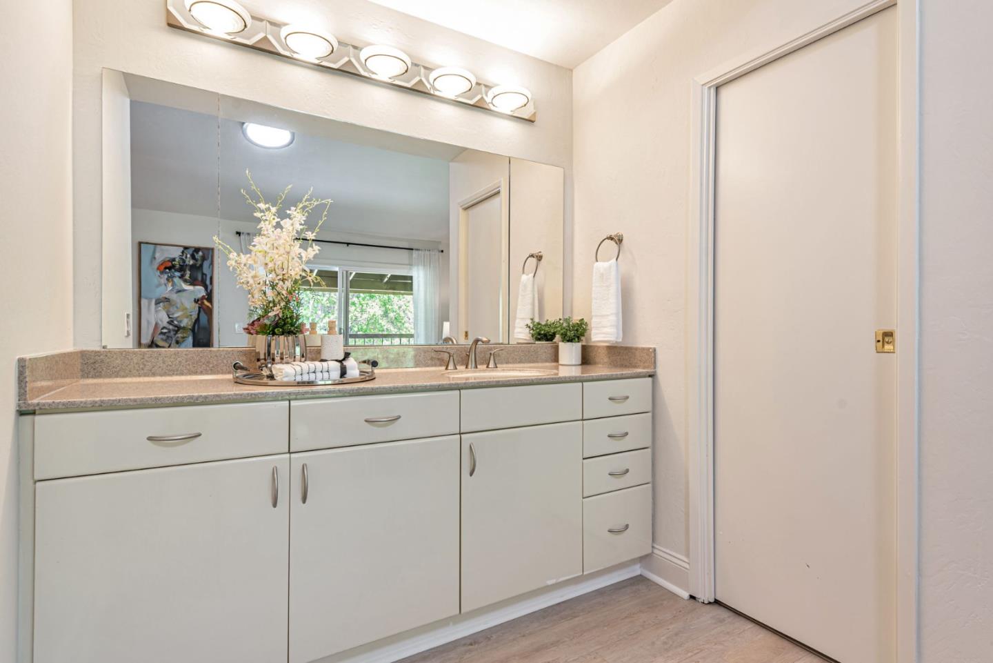 Detail Gallery Image 30 of 35 For 6015 Calle De Felice, San Jose,  CA 95124 - 3 Beds | 3/1 Baths
