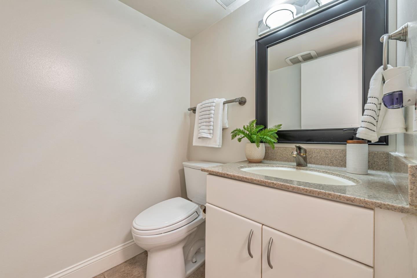 Detail Gallery Image 33 of 35 For 6015 Calle De Felice, San Jose,  CA 95124 - 3 Beds | 3/1 Baths
