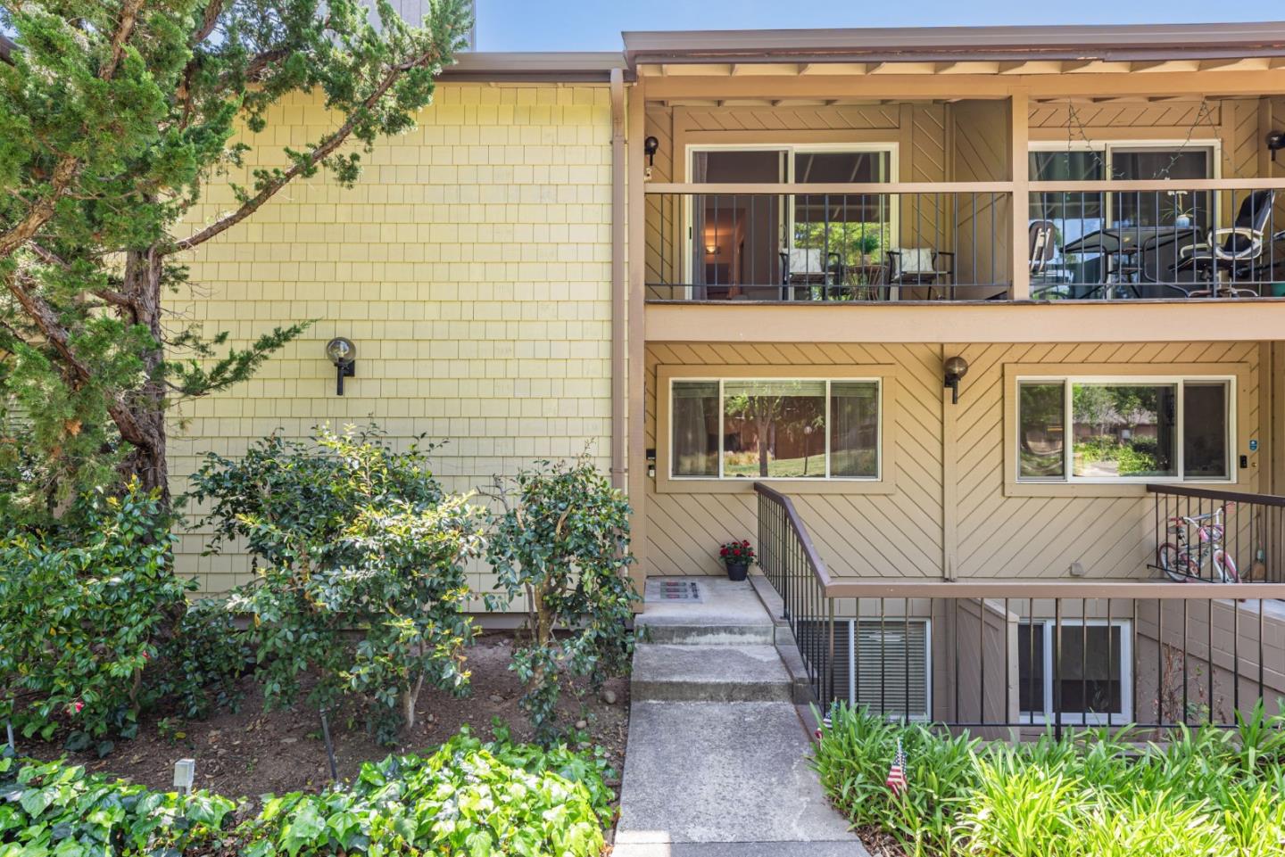 Detail Gallery Image 35 of 35 For 6015 Calle De Felice, San Jose,  CA 95124 - 3 Beds | 3/1 Baths