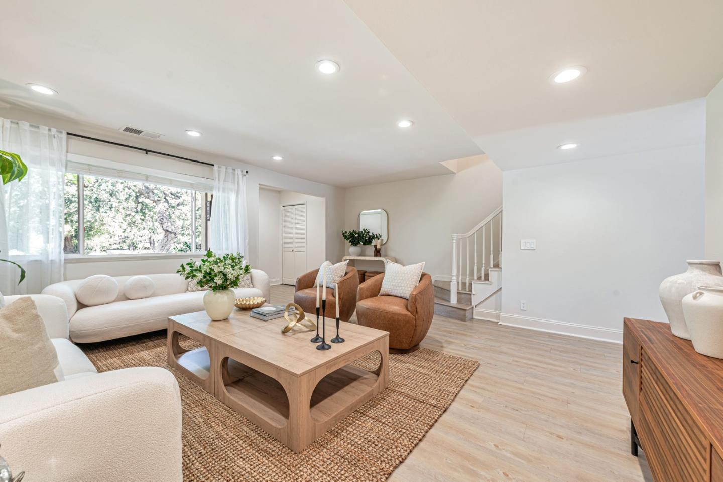 Detail Gallery Image 5 of 35 For 6015 Calle De Felice, San Jose,  CA 95124 - 3 Beds | 3/1 Baths