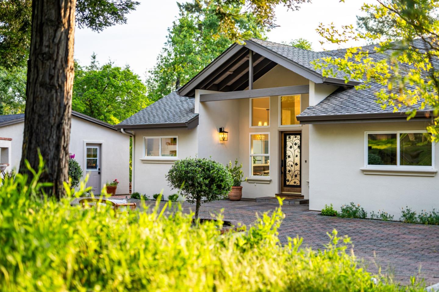 Detail Gallery Image 16 of 86 For 19445 Black Rd, Los Gatos,  CA 95033 - 4 Beds | 4 Baths