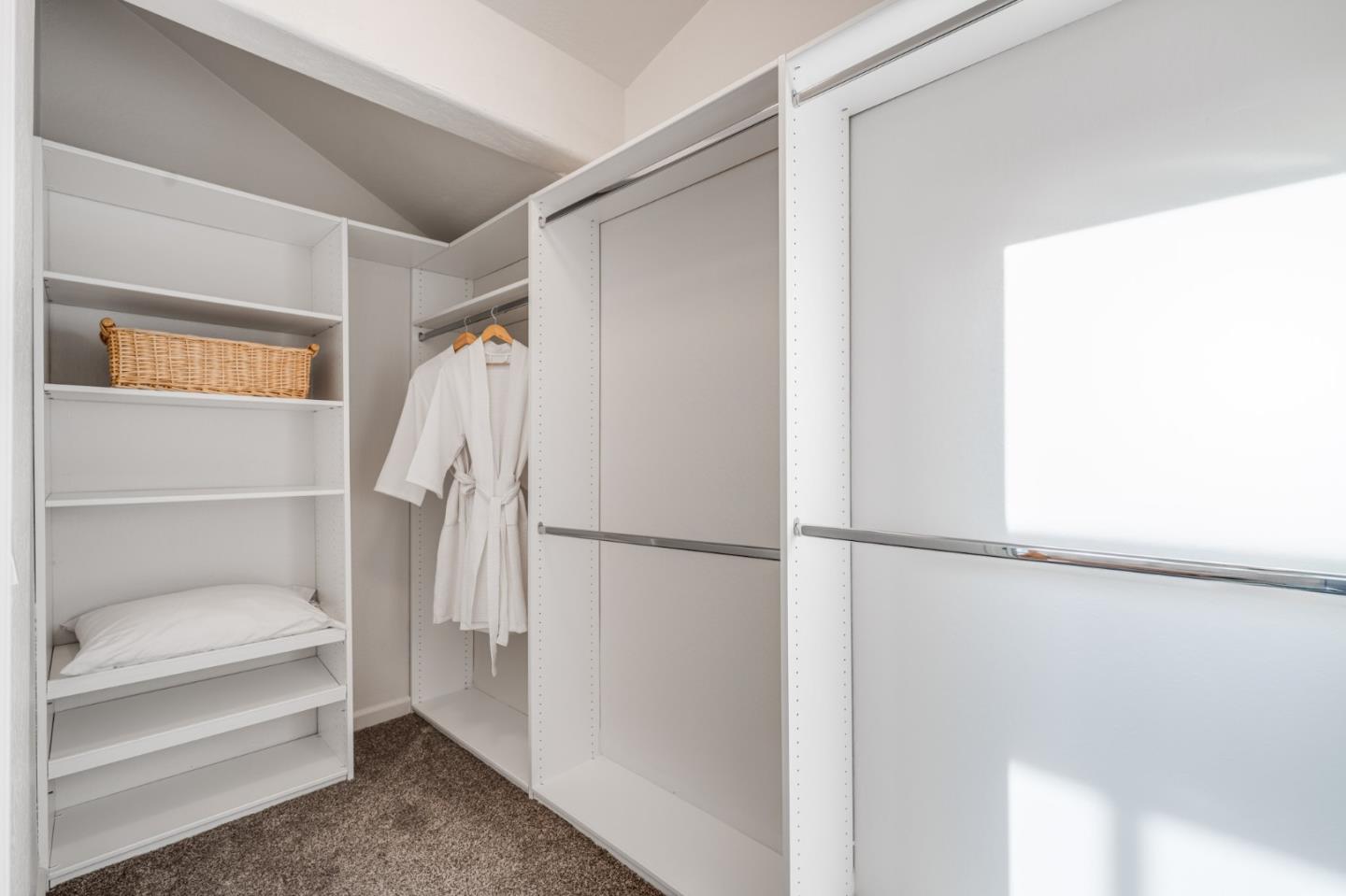 Detail Gallery Image 33 of 86 For 19445 Black Rd, Los Gatos,  CA 95033 - 4 Beds | 4 Baths
