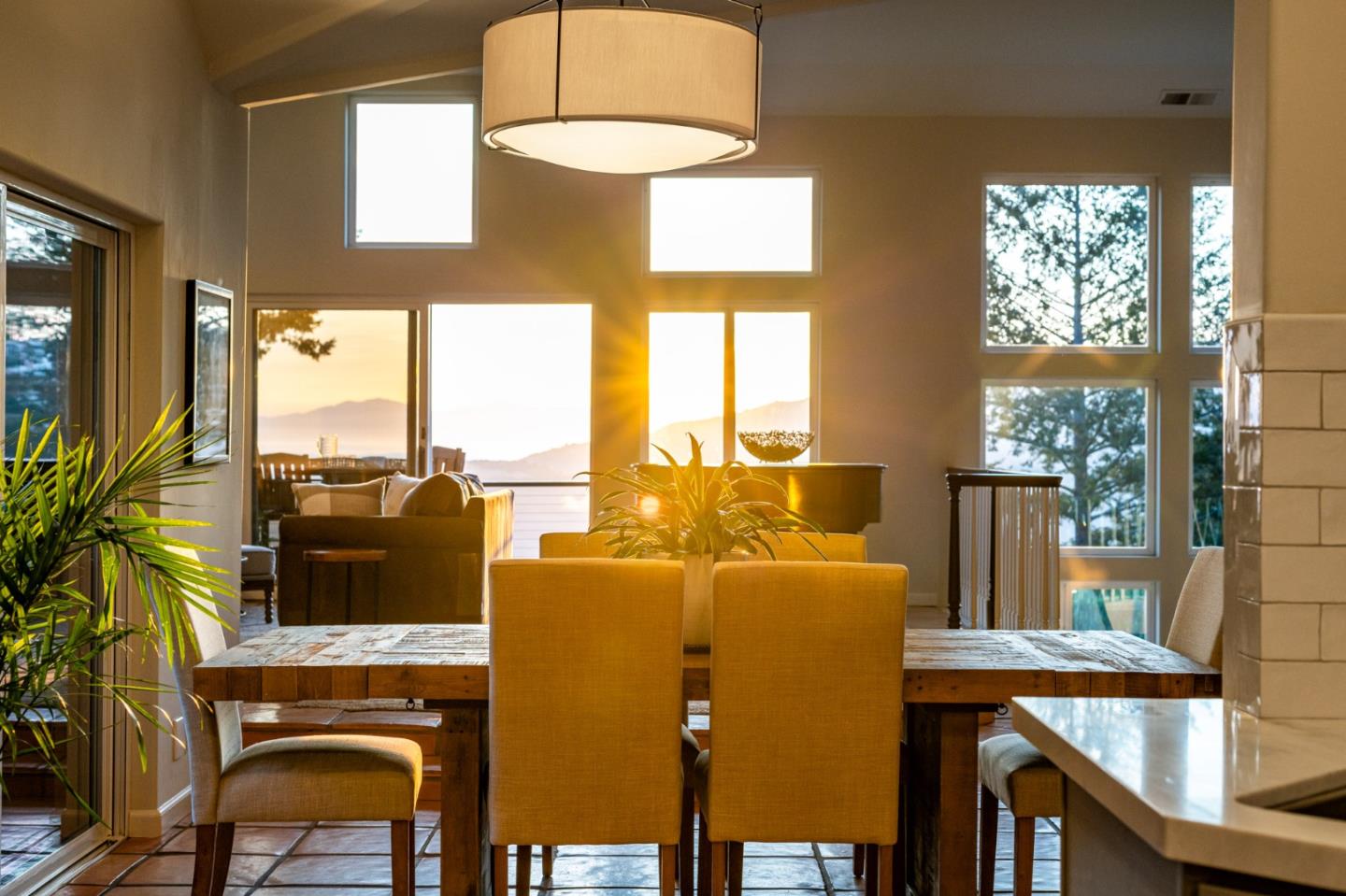Detail Gallery Image 5 of 86 For 19445 Black Rd, Los Gatos,  CA 95033 - 4 Beds | 4 Baths