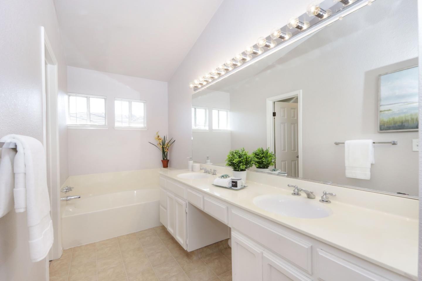 Detail Gallery Image 16 of 18 For 4633 Hampton Falls Pl, San Jose,  CA 95136 - 3 Beds | 2 Baths