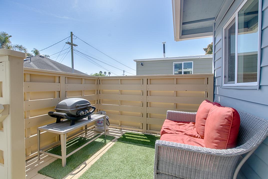 Detail Gallery Image 3 of 30 For 890 38th Ave #92,  Santa Cruz,  CA 95062 - 3 Beds | 2 Baths