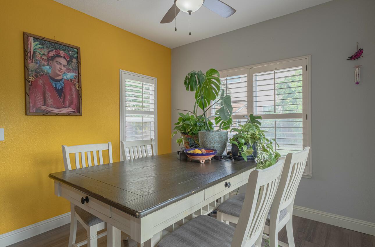 Detail Gallery Image 11 of 39 For 1416 San Rafael St, Los Banos,  CA 93635 - 6 Beds | 3/1 Baths