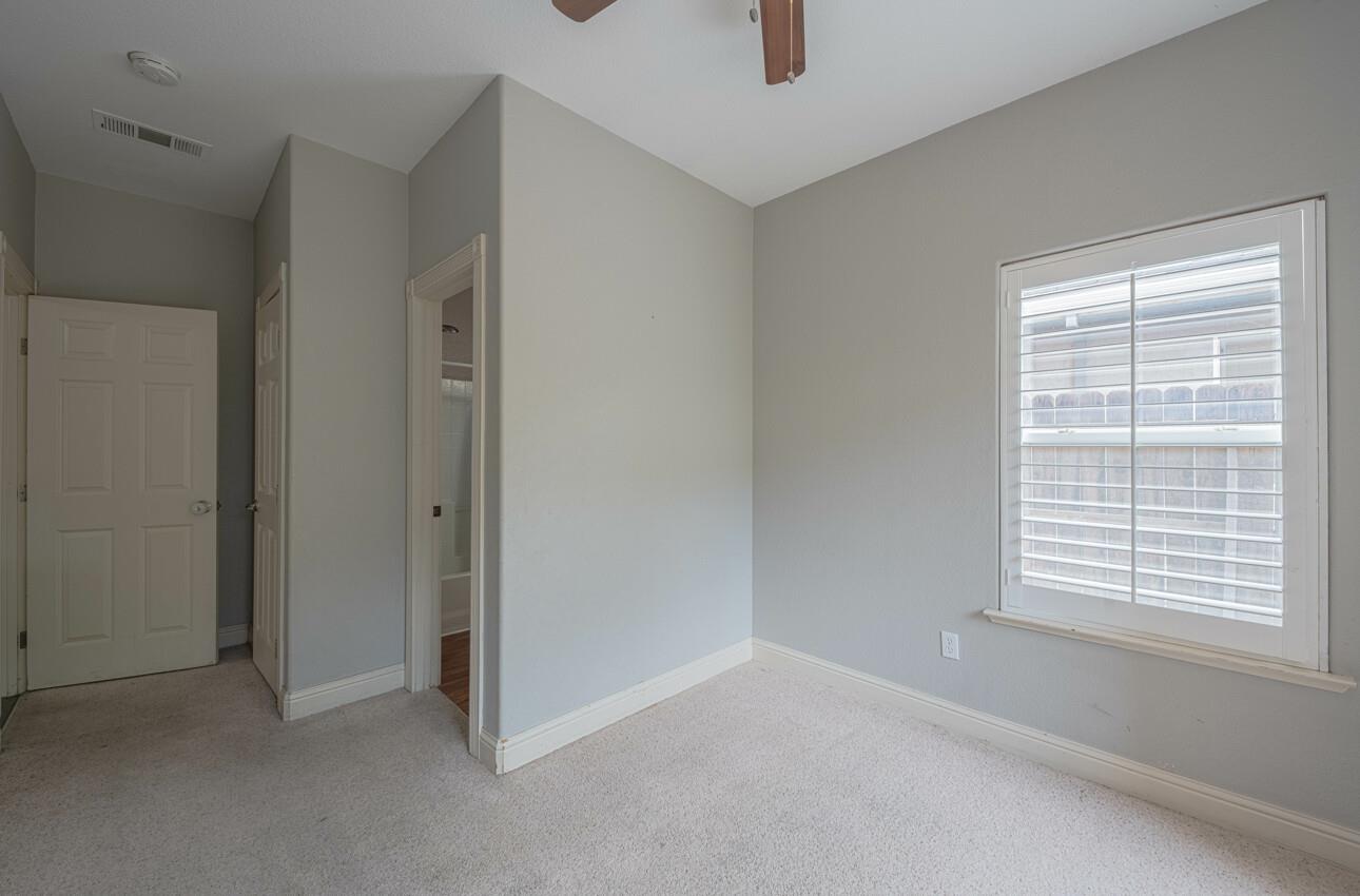 Detail Gallery Image 18 of 39 For 1416 San Rafael St, Los Banos,  CA 93635 - 6 Beds | 3/1 Baths