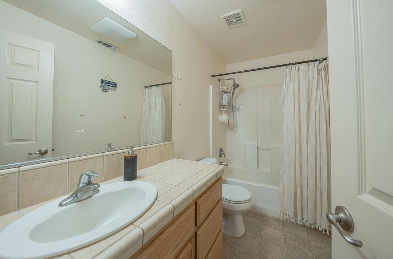 Detail Gallery Image 35 of 39 For 1416 San Rafael St, Los Banos,  CA 93635 - 6 Beds | 3/1 Baths