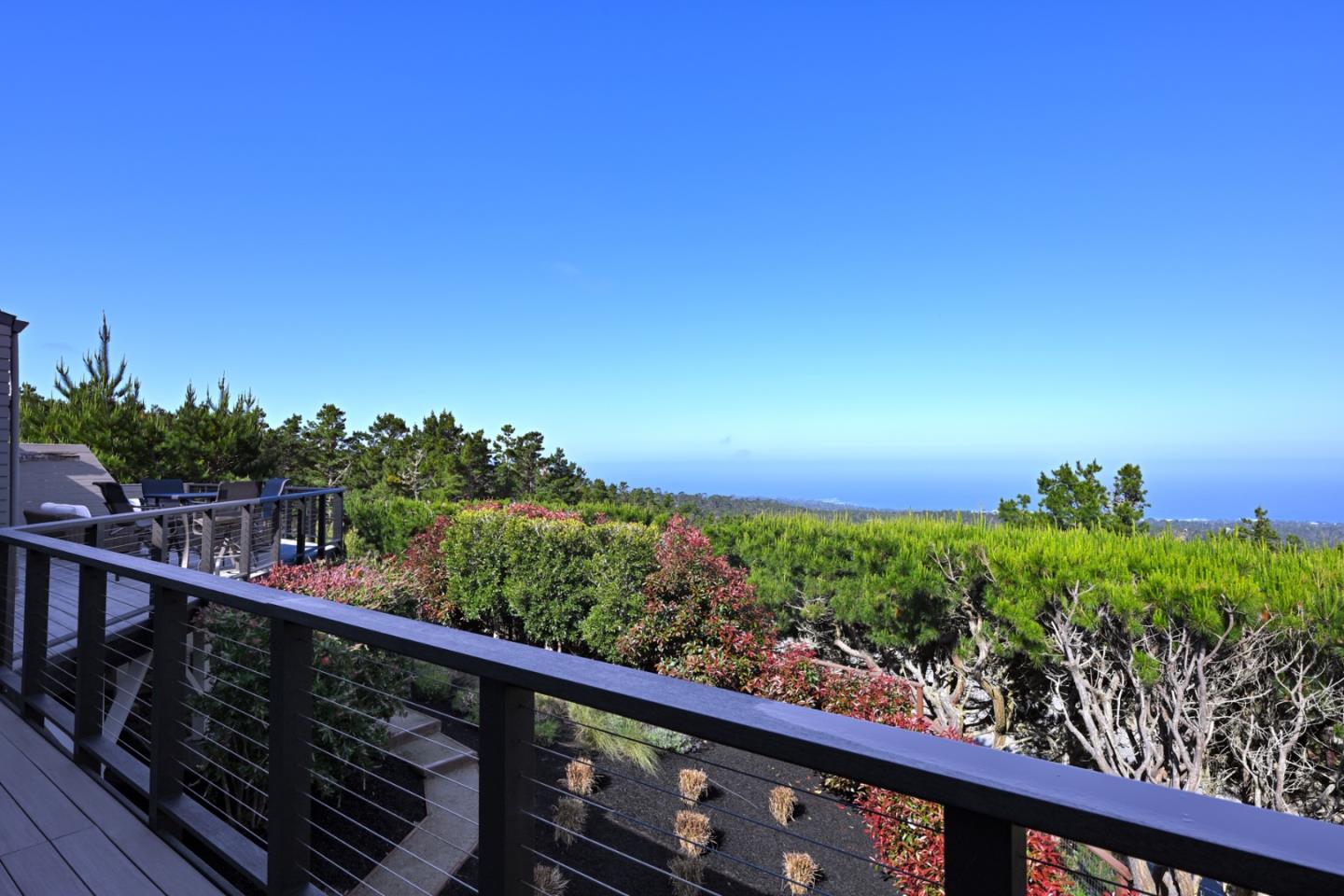 Detail Gallery Image 12 of 27 For 4013 Los Altos Dr, Pebble Beach,  CA 93953 - 3 Beds | 2/1 Baths