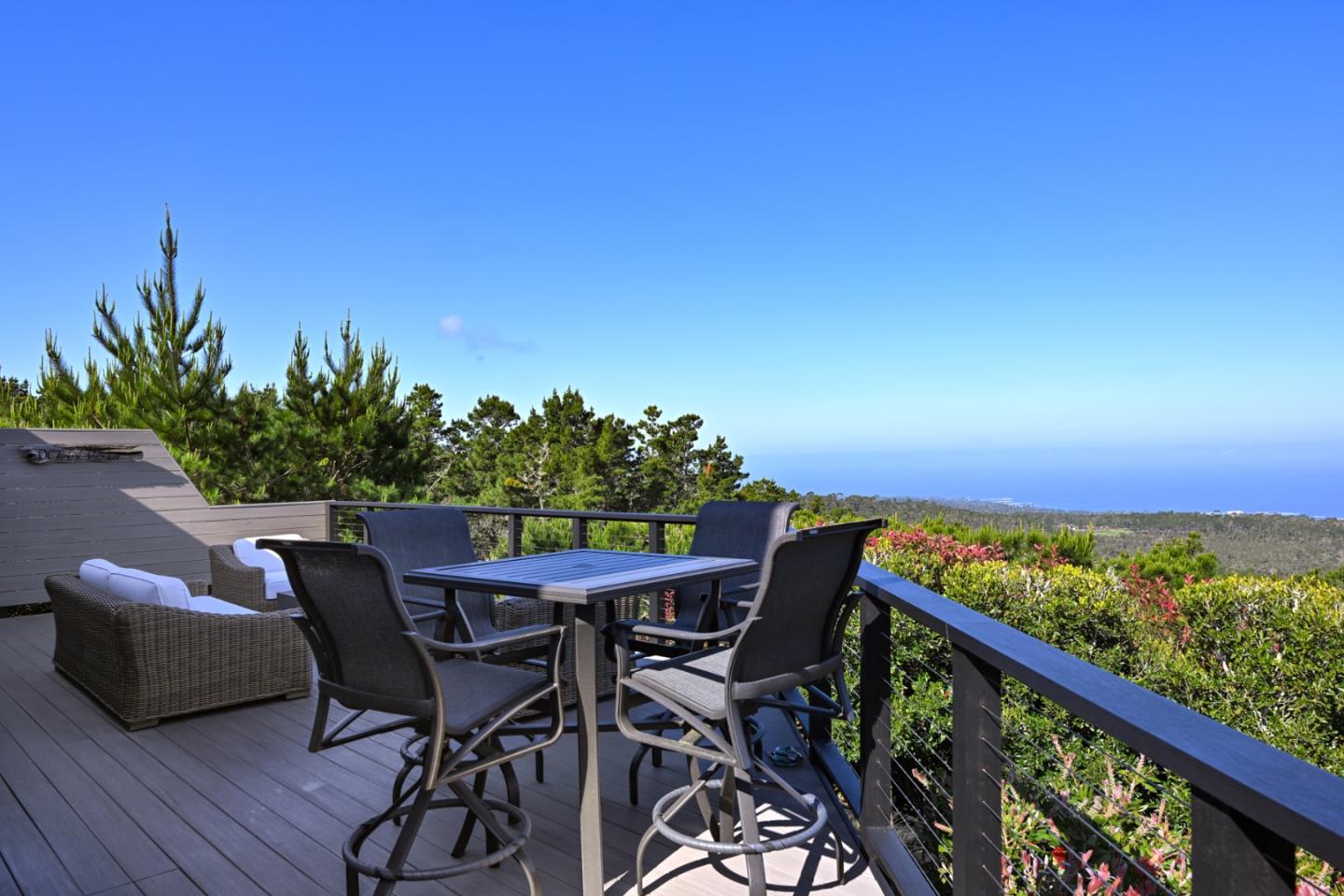 Detail Gallery Image 26 of 27 For 4013 Los Altos Dr, Pebble Beach,  CA 93953 - 3 Beds | 2/1 Baths