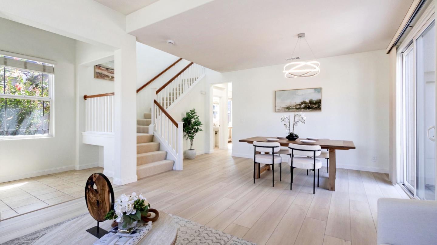 Detail Gallery Image 3 of 52 For 2760 Shellgate Cir, Hayward,  CA 94545 - 4 Beds | 2/1 Baths