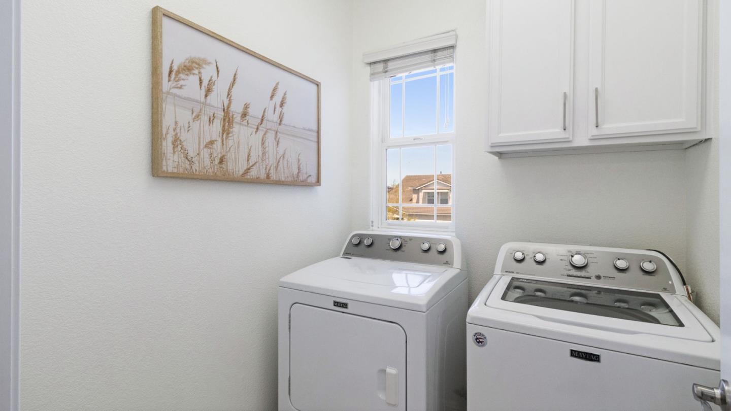 Detail Gallery Image 33 of 52 For 2760 Shellgate Cir, Hayward,  CA 94545 - 4 Beds | 2/1 Baths