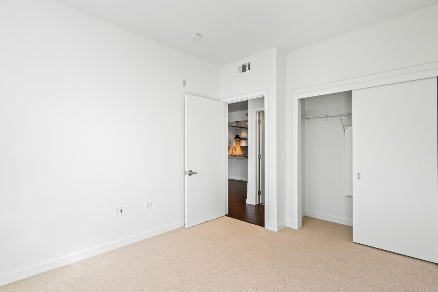 Detail Gallery Image 10 of 13 For 570 Innes Ave #203,  San Francisco,  CA 94124 - 1 Beds | 1 Baths