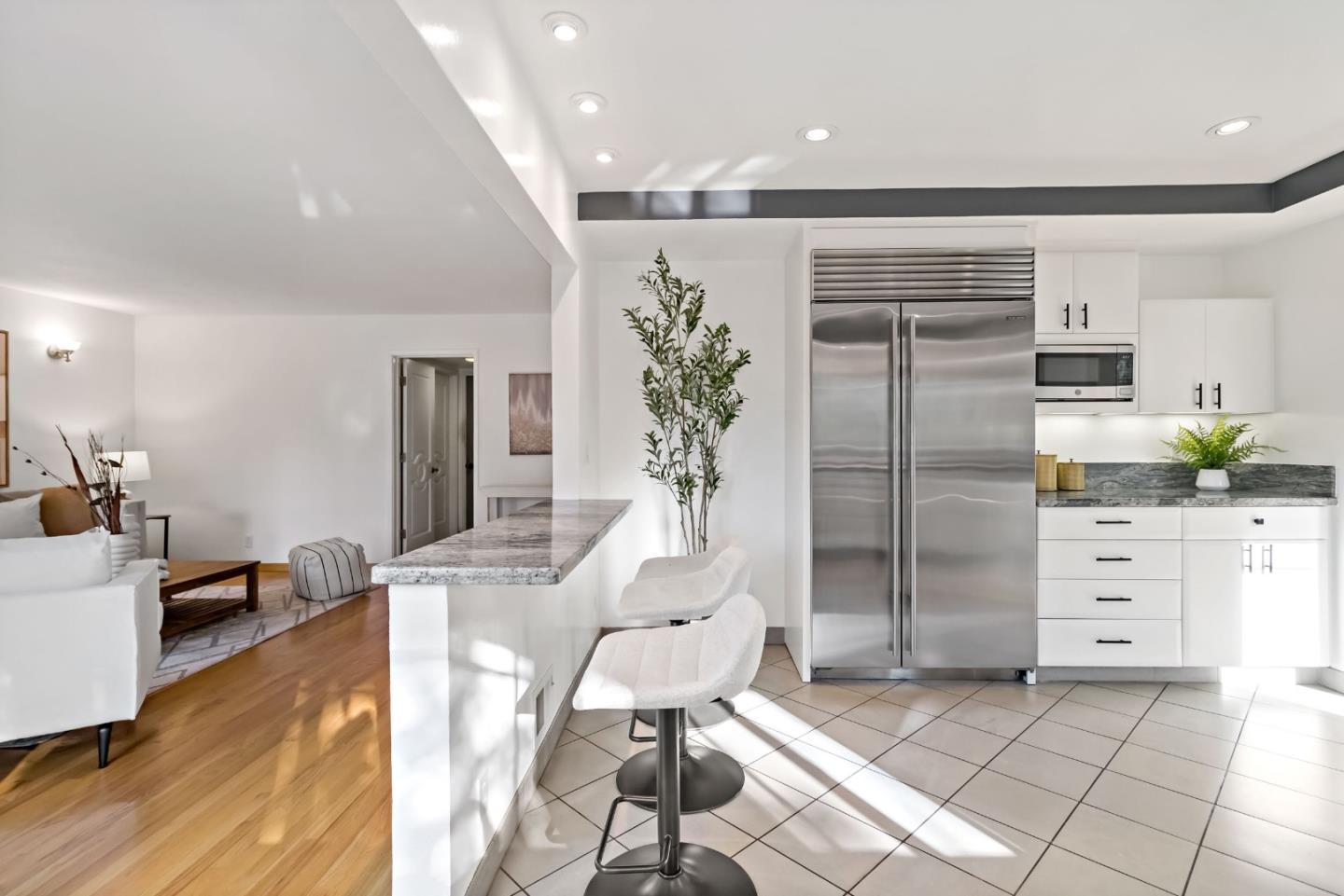 Detail Gallery Image 14 of 46 For 1830 Idyllwild Ave, Redwood City,  CA 94061 - 4 Beds | 2/1 Baths