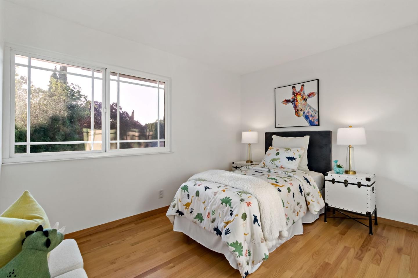 Detail Gallery Image 35 of 46 For 1830 Idyllwild Ave, Redwood City,  CA 94061 - 4 Beds | 2/1 Baths