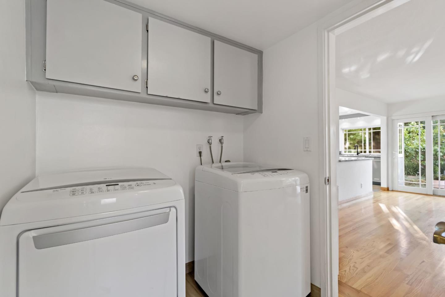 Detail Gallery Image 39 of 46 For 1830 Idyllwild Ave, Redwood City,  CA 94061 - 4 Beds | 2/1 Baths