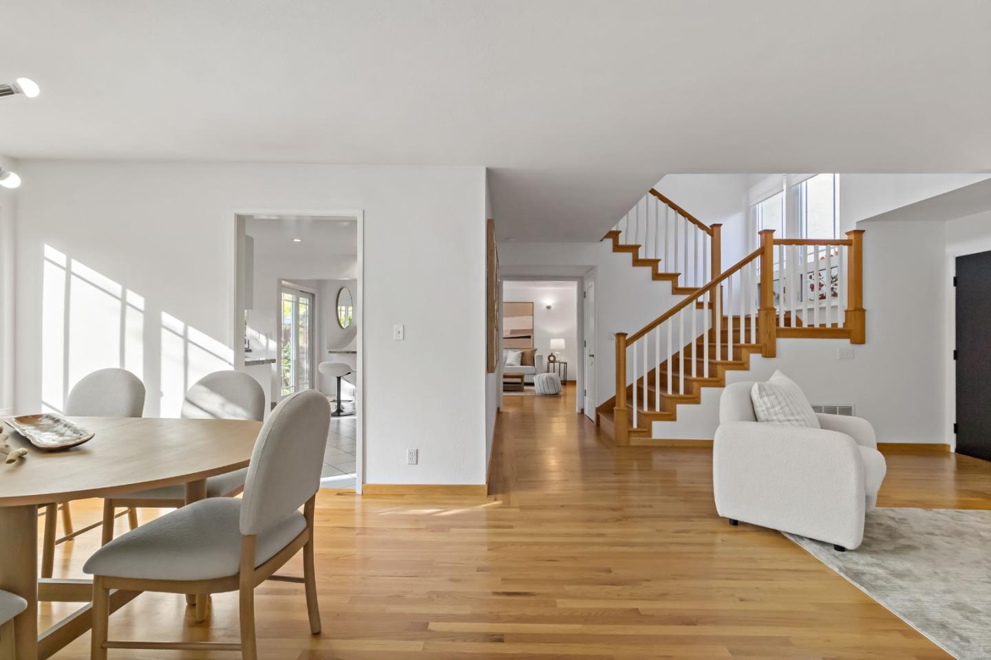 Detail Gallery Image 8 of 46 For 1830 Idyllwild Ave, Redwood City,  CA 94061 - 4 Beds | 2/1 Baths