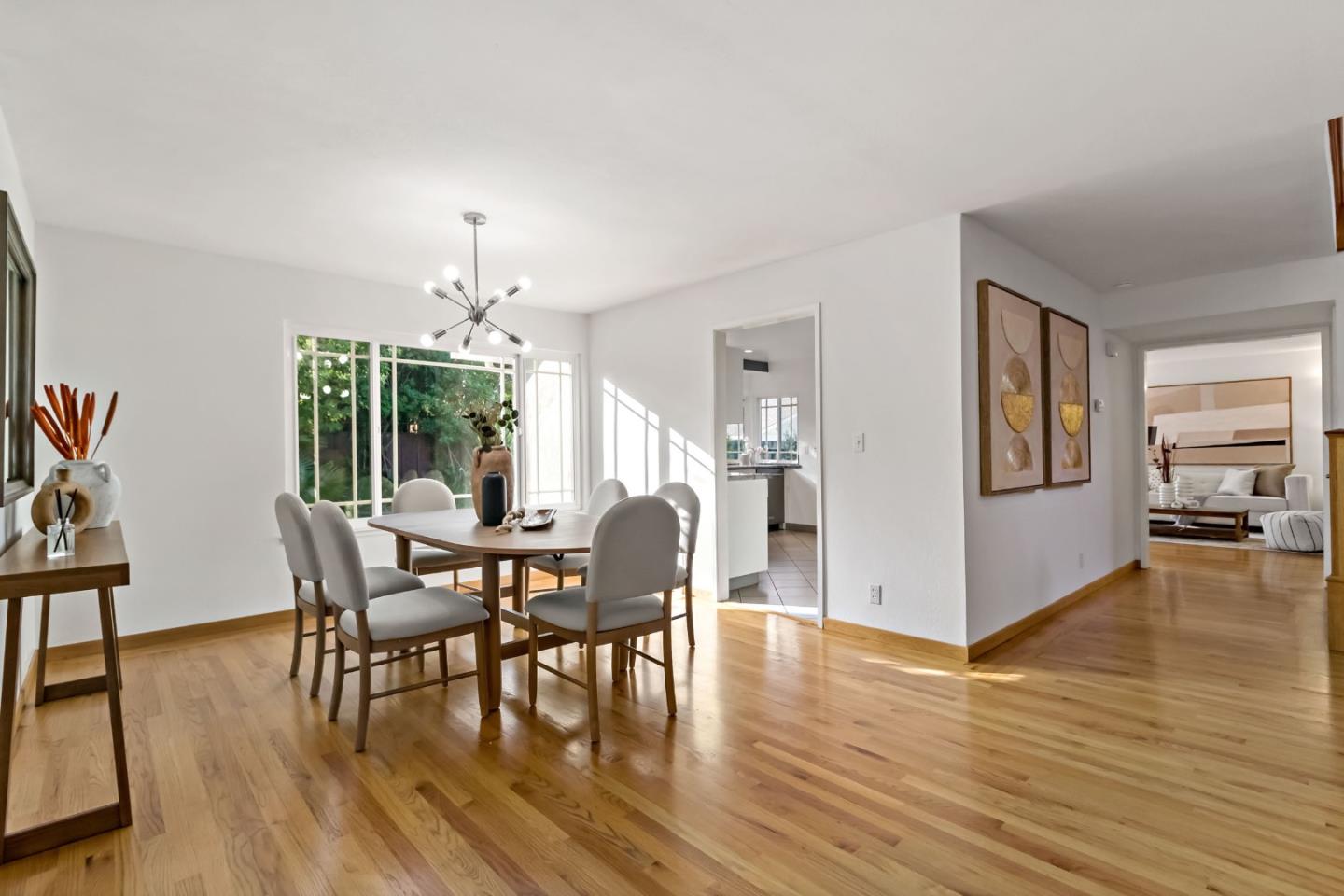 Detail Gallery Image 9 of 46 For 1830 Idyllwild Ave, Redwood City,  CA 94061 - 4 Beds | 2/1 Baths